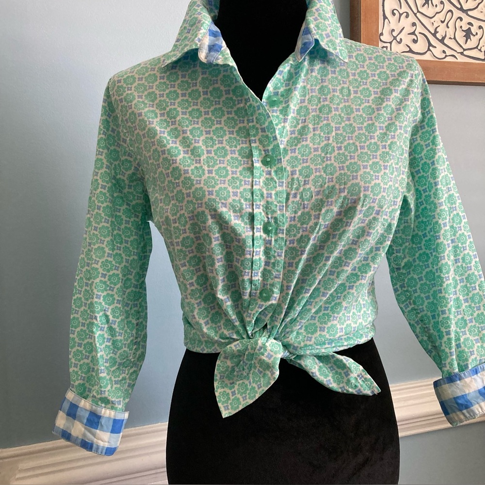 Cape Madras Women's Green & Blue Printed Button-Down Shirt Size Medium Top